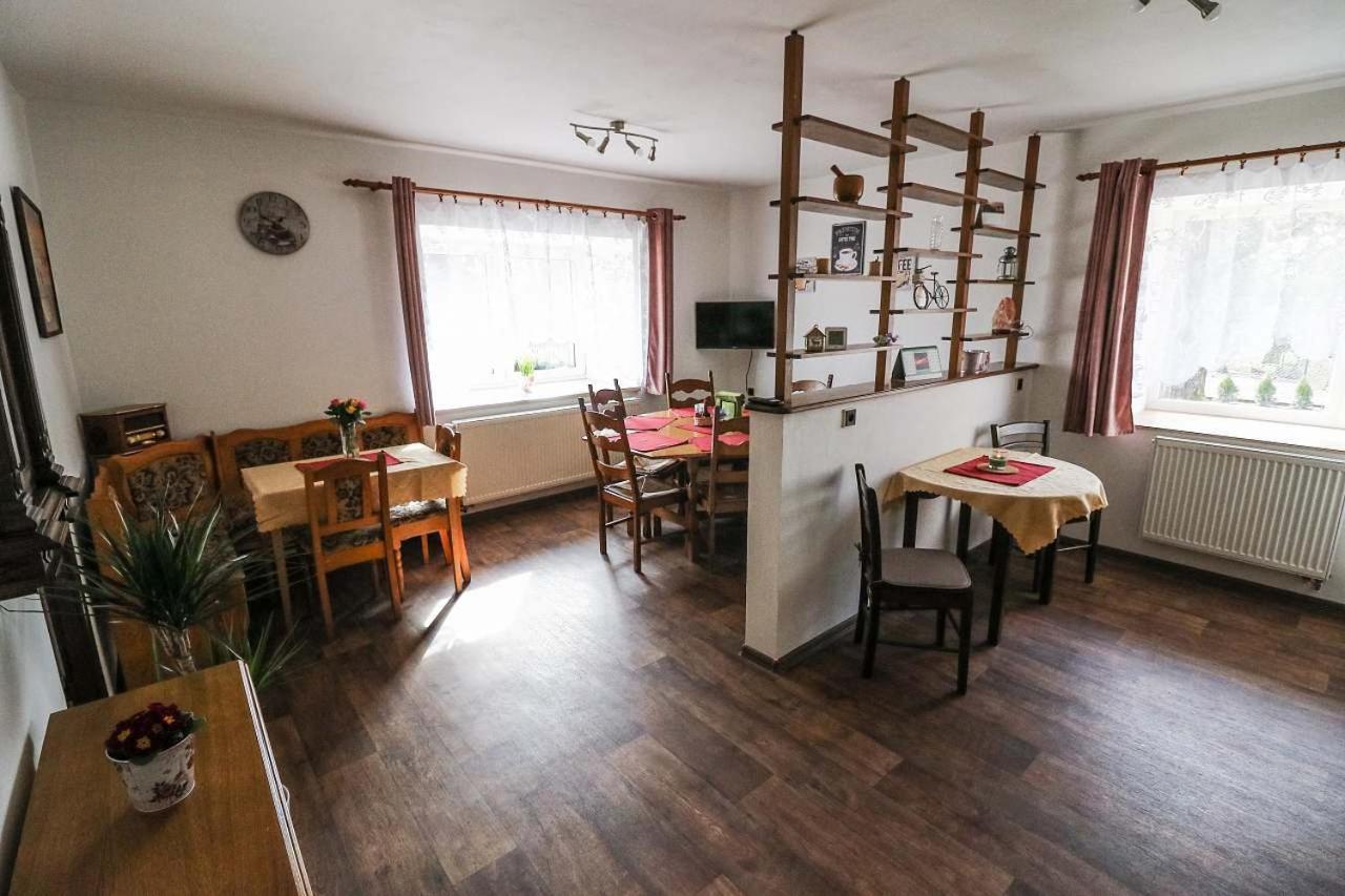 Chalupa Hana Vestec  Экстерьер фото